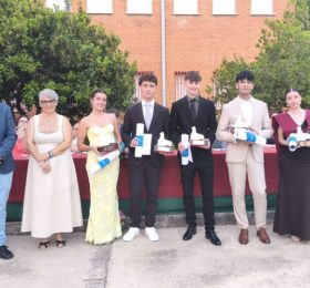 El Ayuntamiento reconoce los mejores expedientes de Bachiller y Ciclos Formativos 2026