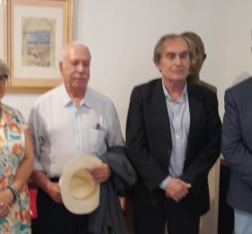 El alcalde de Caudete, acompañado de la concejal de cultura, asiste a la presentación del libro “Cela, Soler y Rojas con Baroja al fondo”, de Gastón Segura, en la casa-museo Azorín de Monóvar