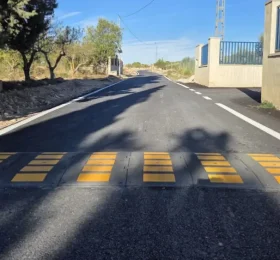 Se refuerzan las cunetas del Camino del Cabezo tras las primeras lluvias